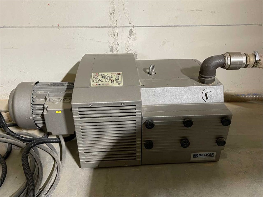 Becker "KVT3100" Vacuum Pump