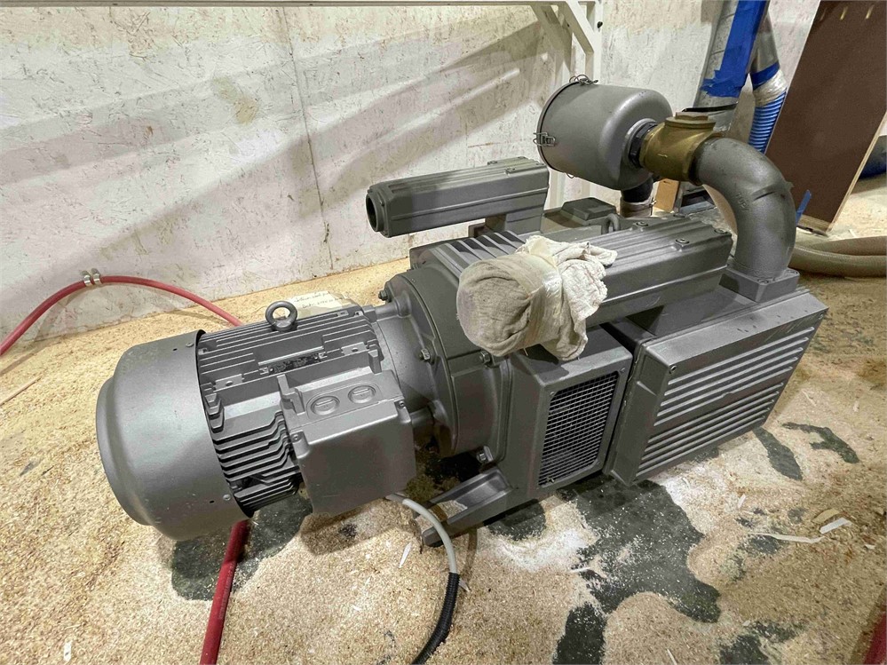 Becker "VTLF-250" Vacuum Pump