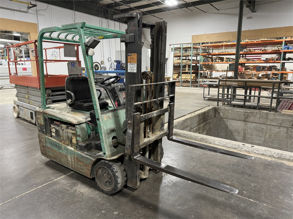 Mitsubishi "FB20KT-36A" Forklift - Electric