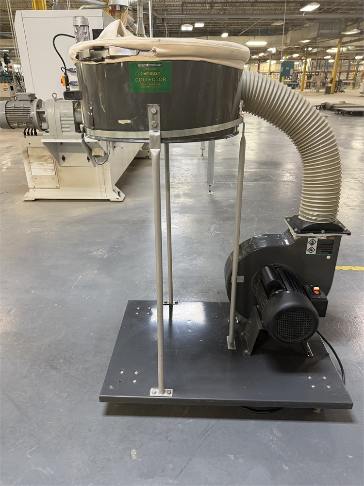 Central Machinery 2HP Dust Collector