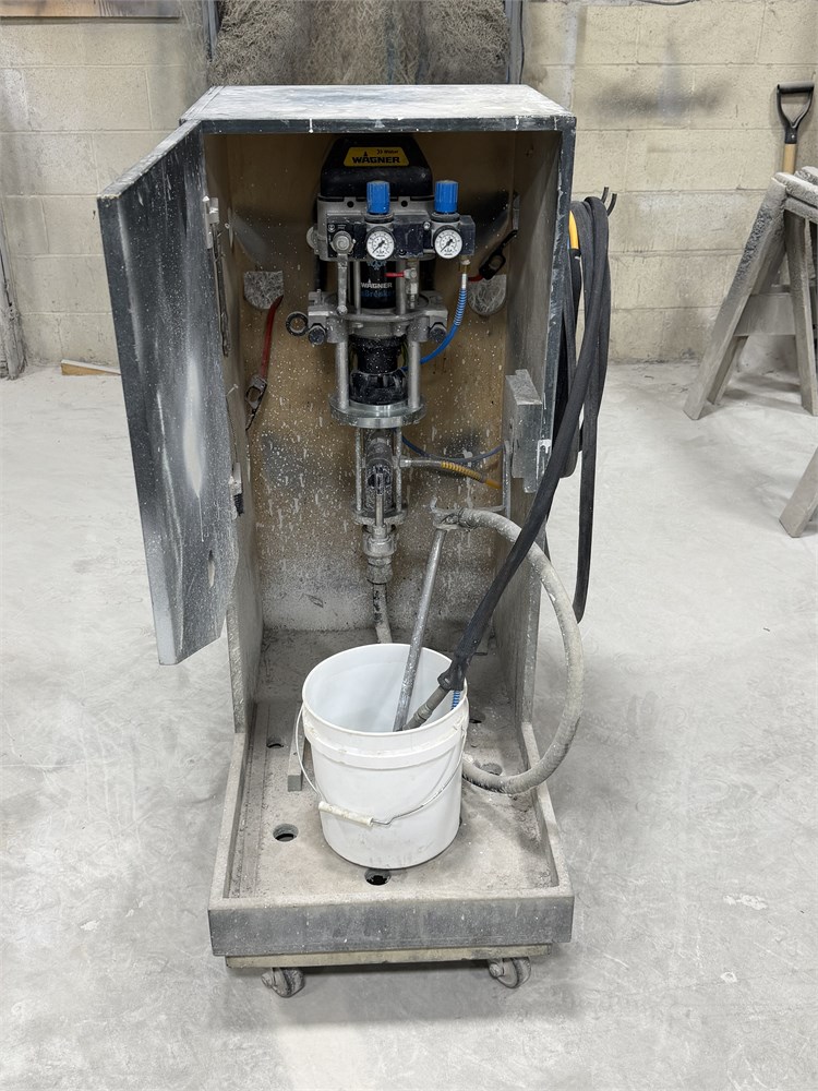 Wagner "Wildcat 18-40 PE/TG" Sprayer and Pump
