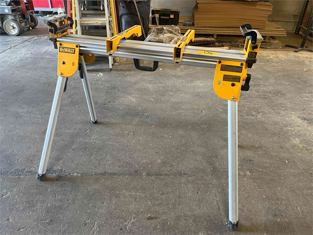 DeWalt "DWX724" Miter Saw Stand