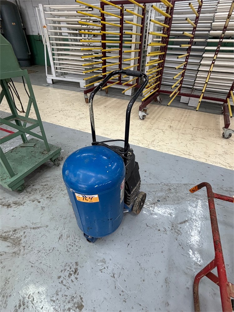 Campbell Hausfeld Air Compressor