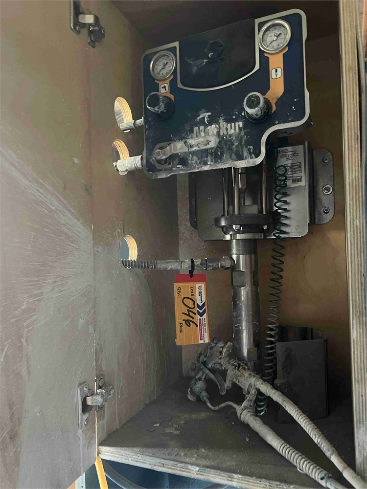 Graco "G15W05"  Pump & Spray Gun