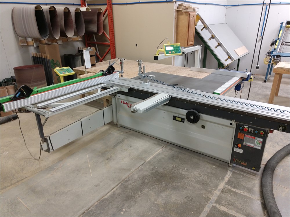 Robland Sliding Table Saw with TigerFence and TigerCrosscut