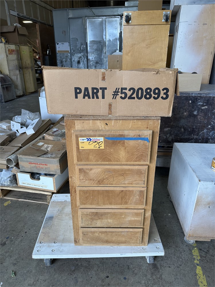 Shaper and Moulder Heads w/ Cabinet