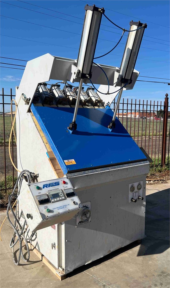 RFS "SI-36/48" Radio Frequency Glue Table