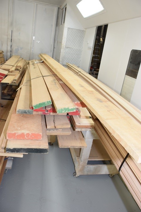(1) LIFT OF WOOD UP TO 12' LONG * VARIOUS SPECIES AND DIMENSIONS