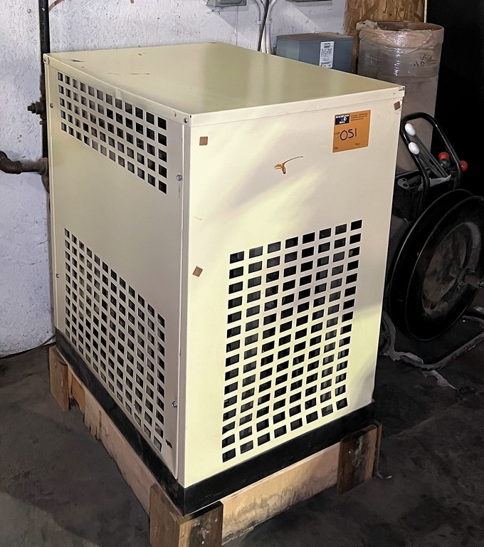 Ingersoll Rand "TMS 0140" Refrigerated Air dryer