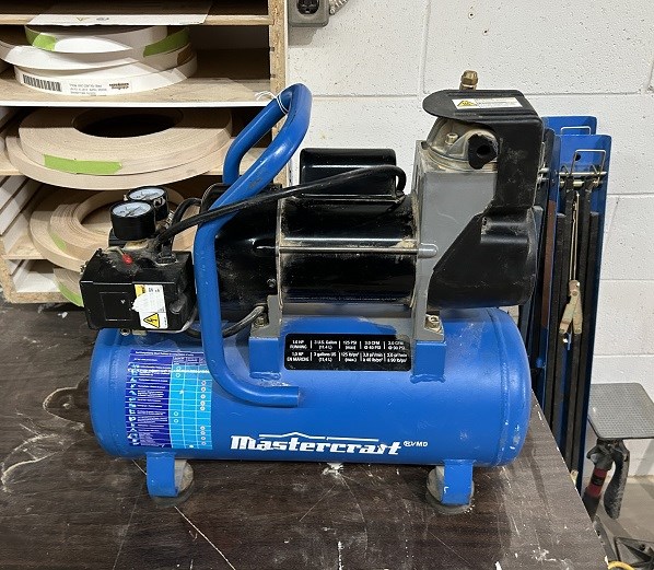 Mastercraft "058-12960-6" Air Compressor   - Collingwood, ON