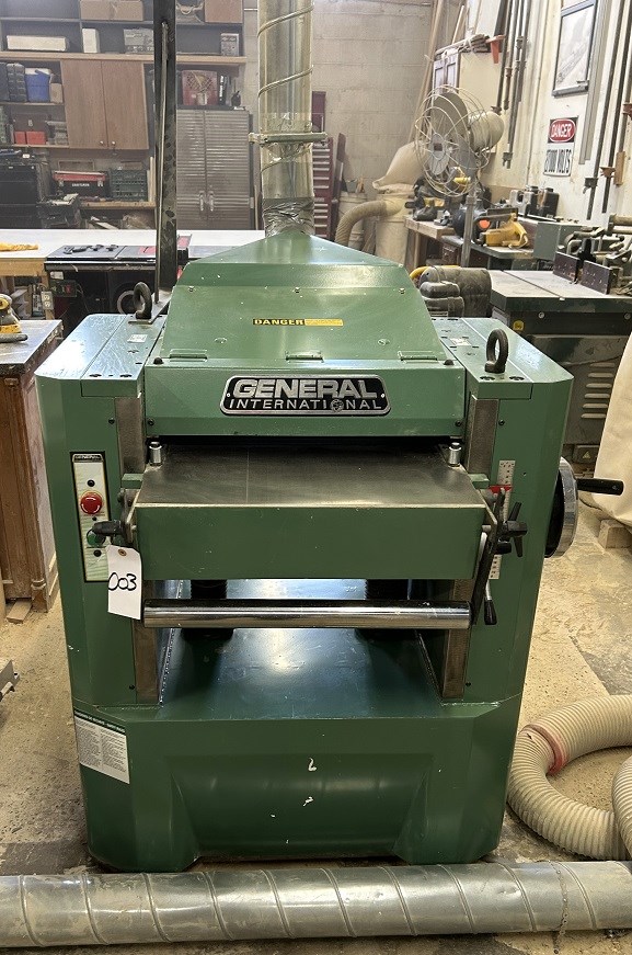 General Intl "30-360M3" Planer - 7.5hp - Toronto, ON