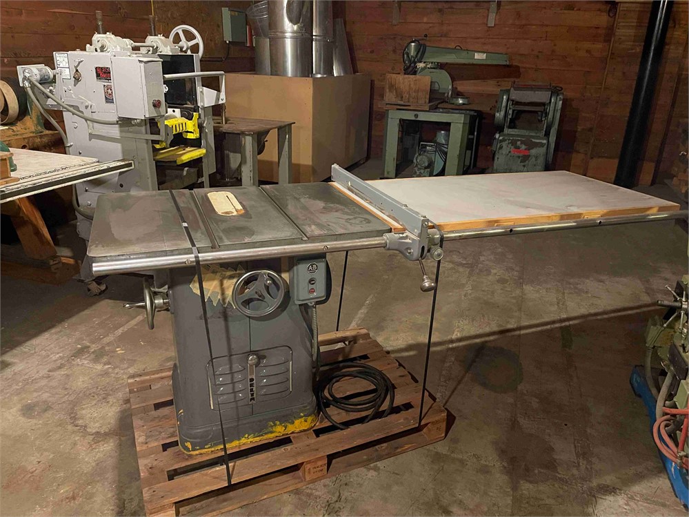 Delta "34-450" Table Saw