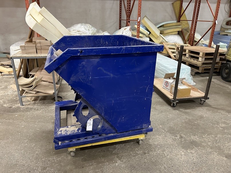 Dump Bin "Blue" Forklift Slots - Concord, ON