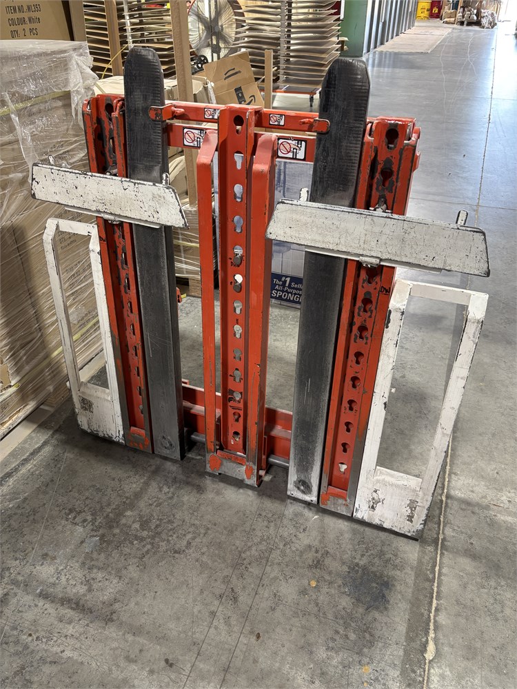 Basiloid "1076" Lift-A-Pliance Forklift Attachment