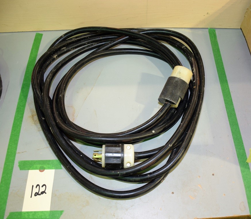 600 VOLT ELECTRICAL CABLE WITH MALE & FEMALE ENDS * APPROX 24' LONG