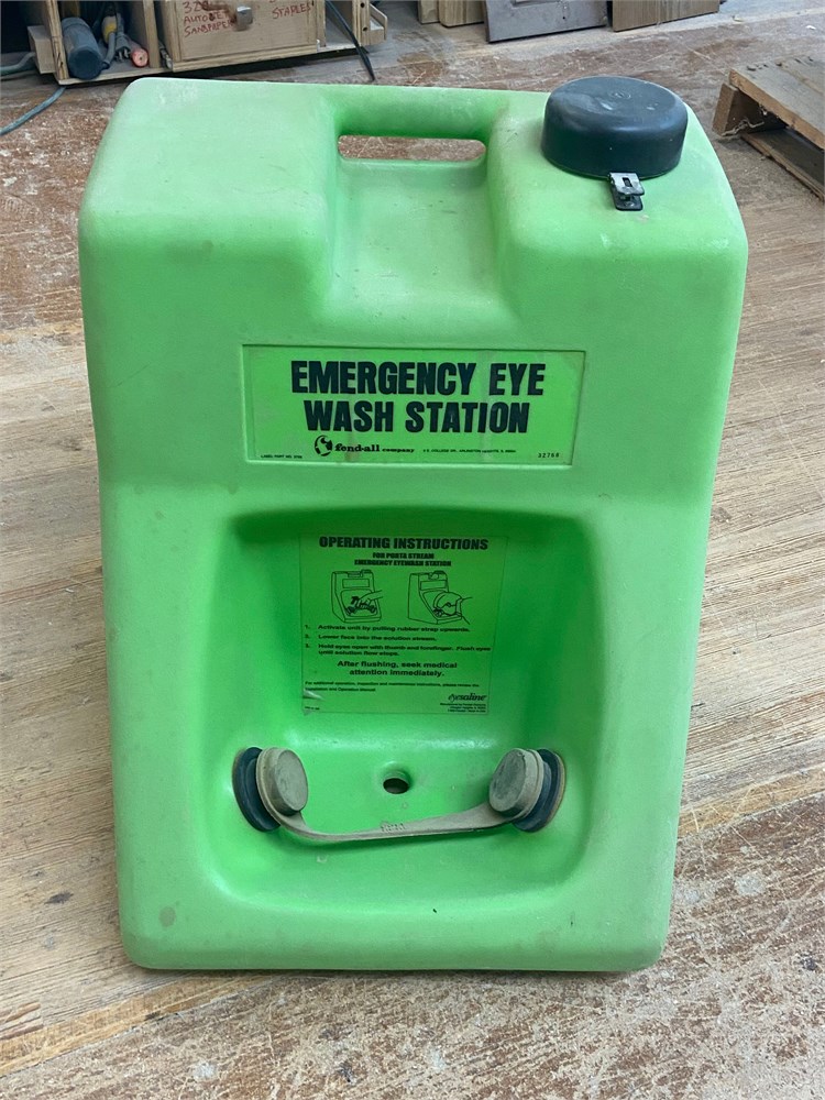 Emergency Eye Wash Station