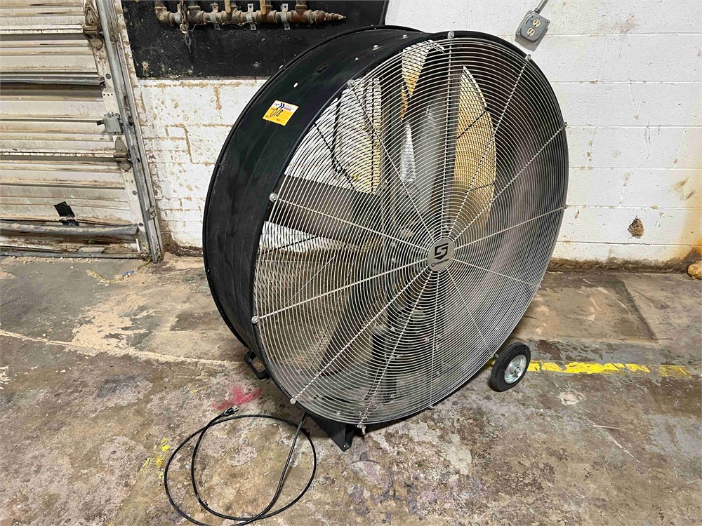 Strongway 48" Floor Fan