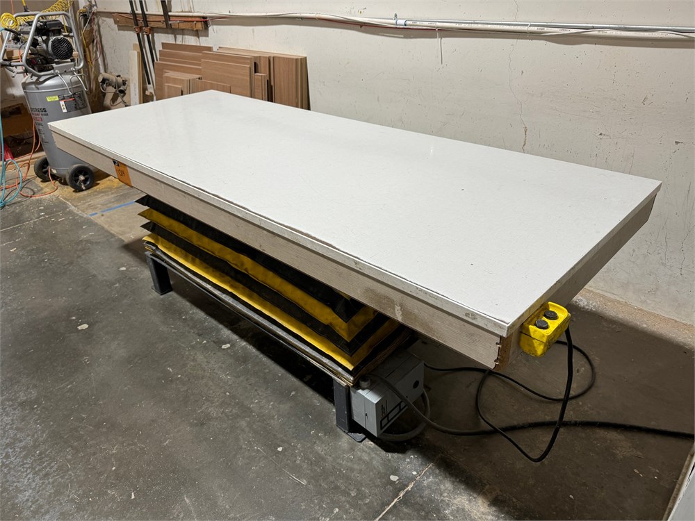 Powered Lift Table