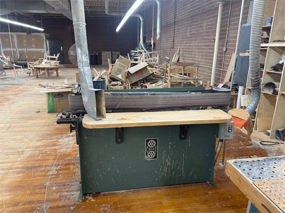 Crouch Machinery "81-70" Edge Sander