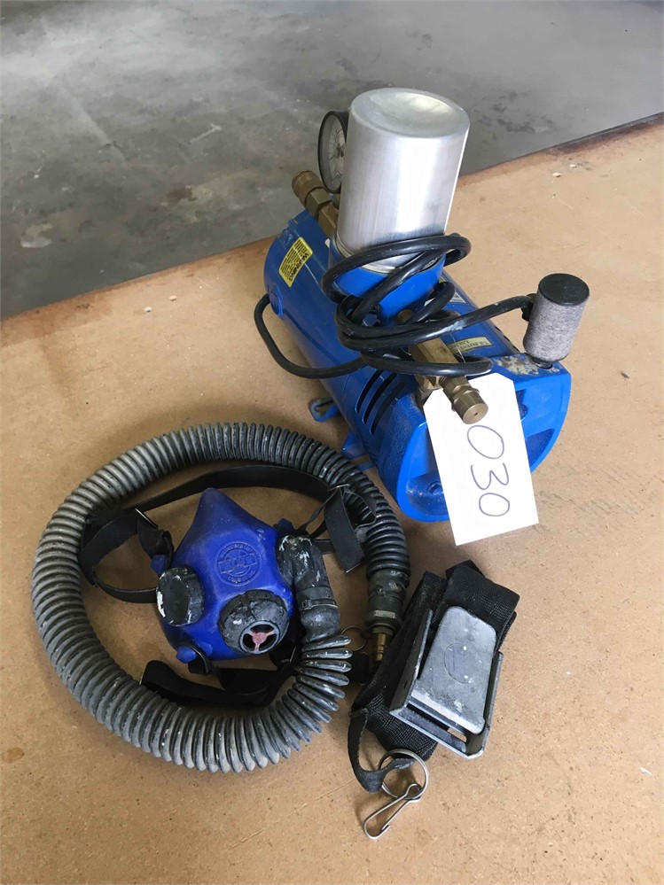 Gast "0523-P347-G180DX" Air Pump and Mask