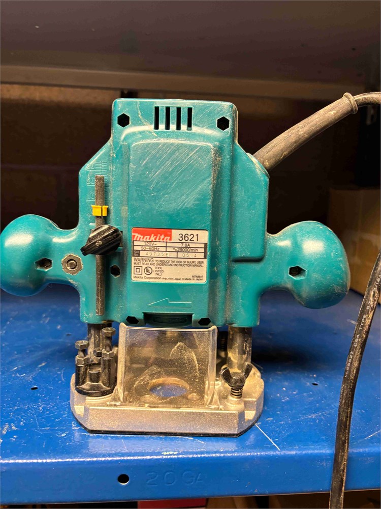 Makita "3621" Router