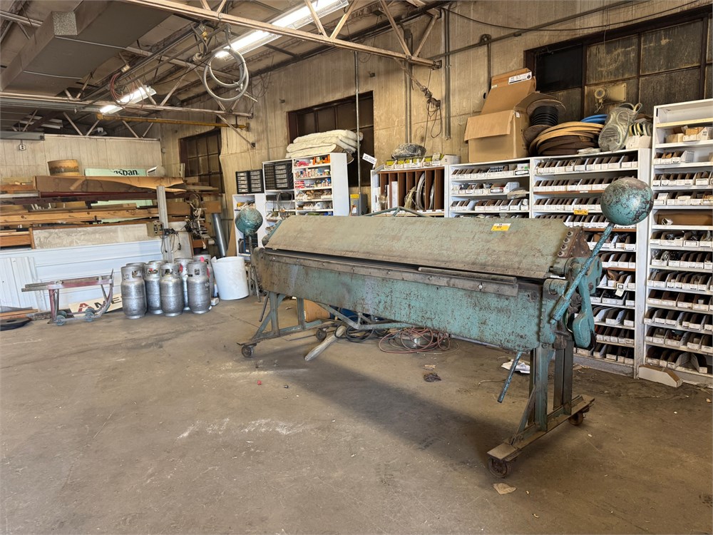 10' Manual Sheet Metal Brake