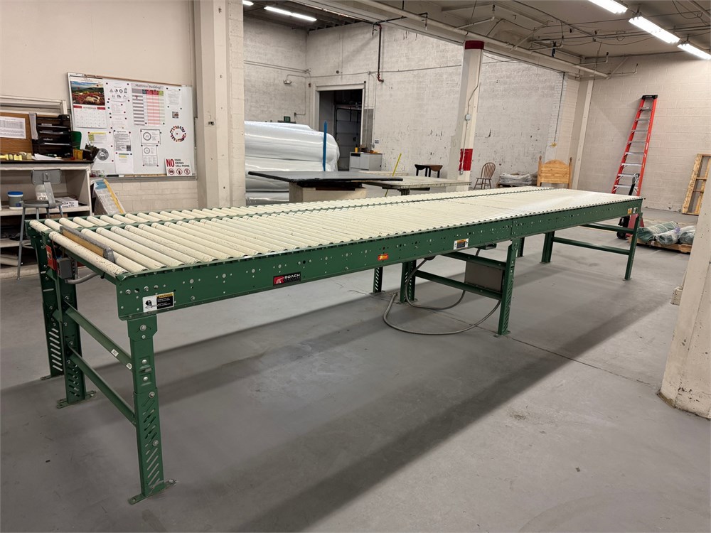 Roach Powered Roll Conveyor