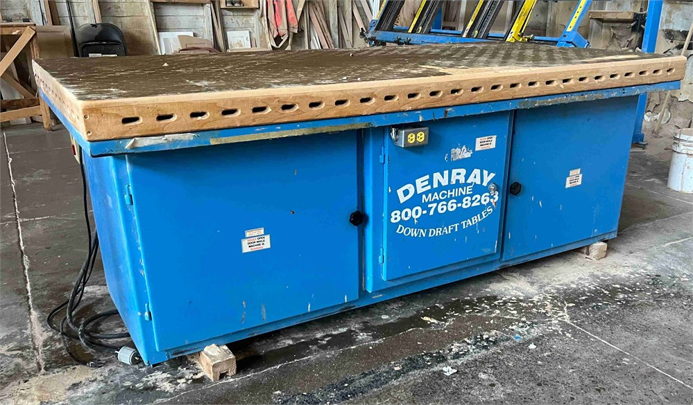 Denray "9600B" Down Draft Table