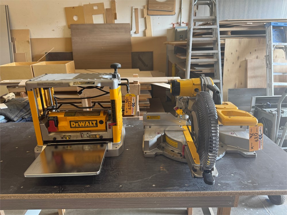 DeWalt Sliding Saw & Planer