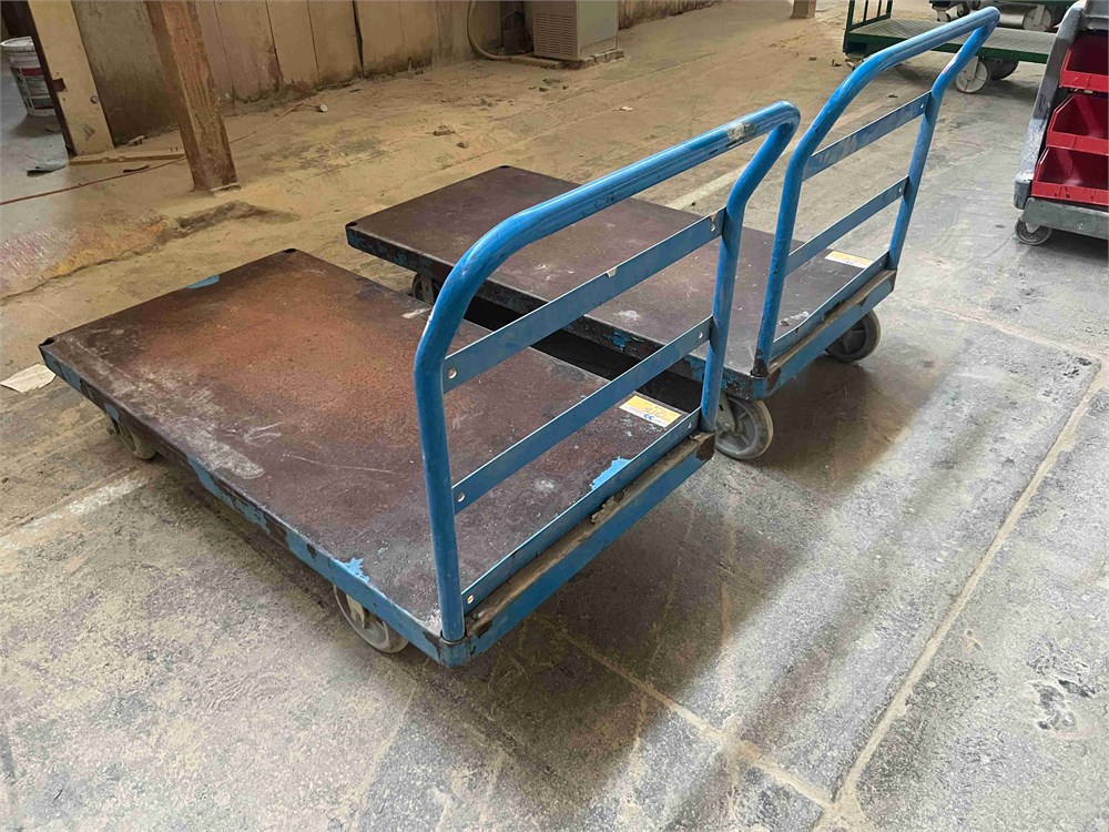 Metal Material Cart Qty. (2)