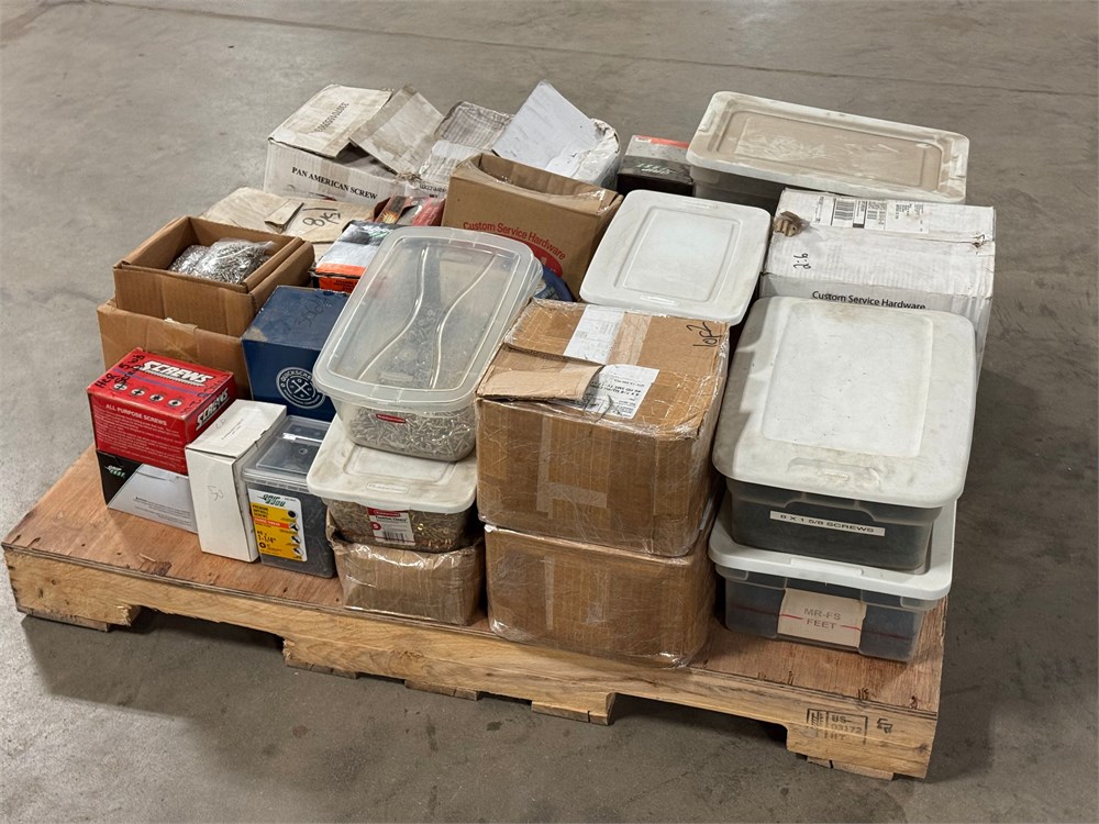 Mixed Pallet of Screws/Hardware