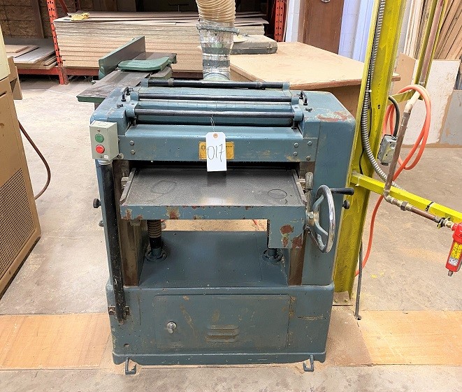 "CH20" Planer - 3 Knife Cutterhead, 20" Wide Planing Capacity
