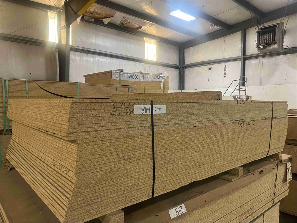 5/8" x 5' x 8' Laminated Particle Board