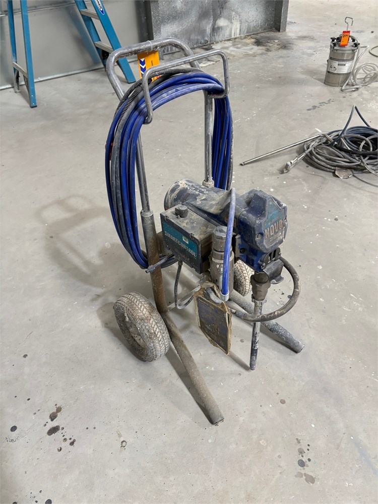 Nova "395" Paint Sprayer