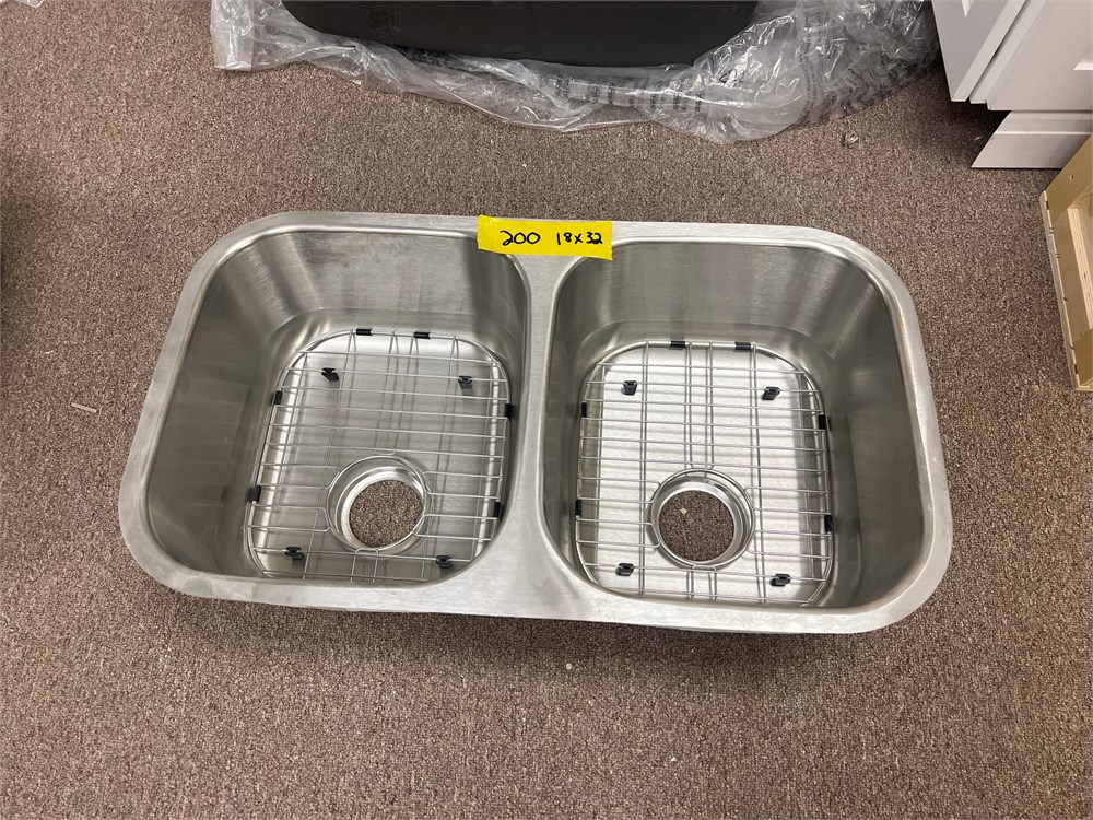 Stainless Steel Sink(s) - Qty (1)