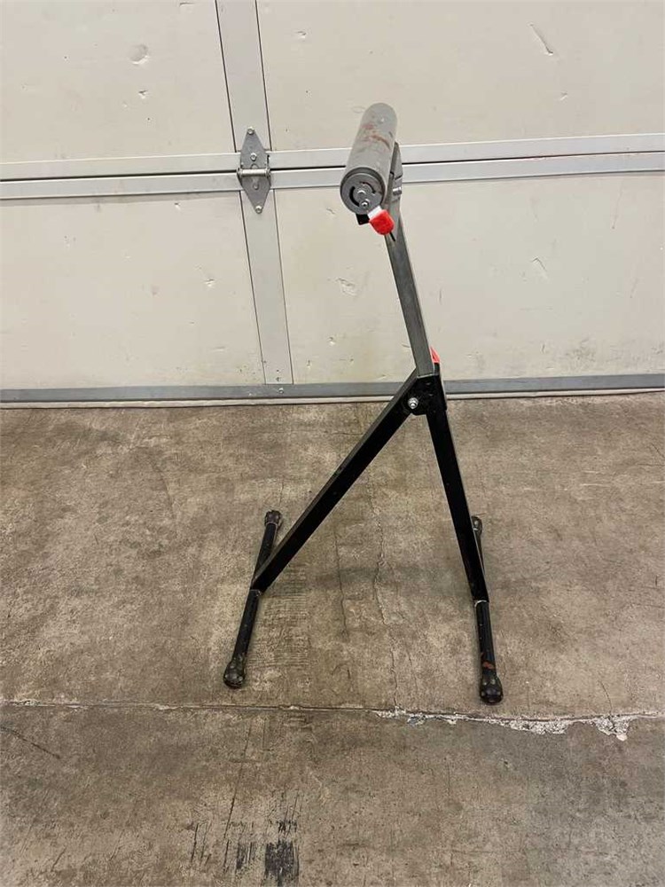 Roller Stand