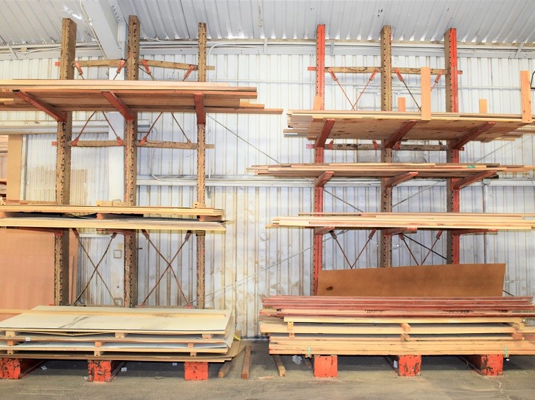 LOT# 046  (2) SECTIONS OF CANTILEVER LUMBER RACKING * 14'H X 76"W X 48"