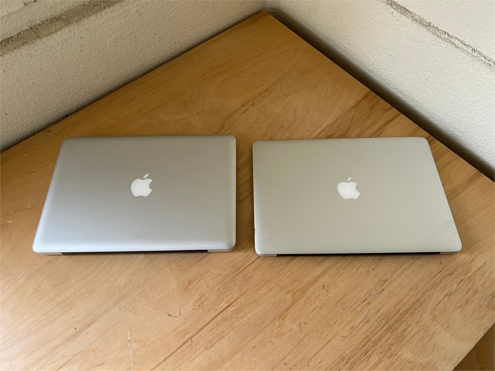 Apple MacBook Air & Pro