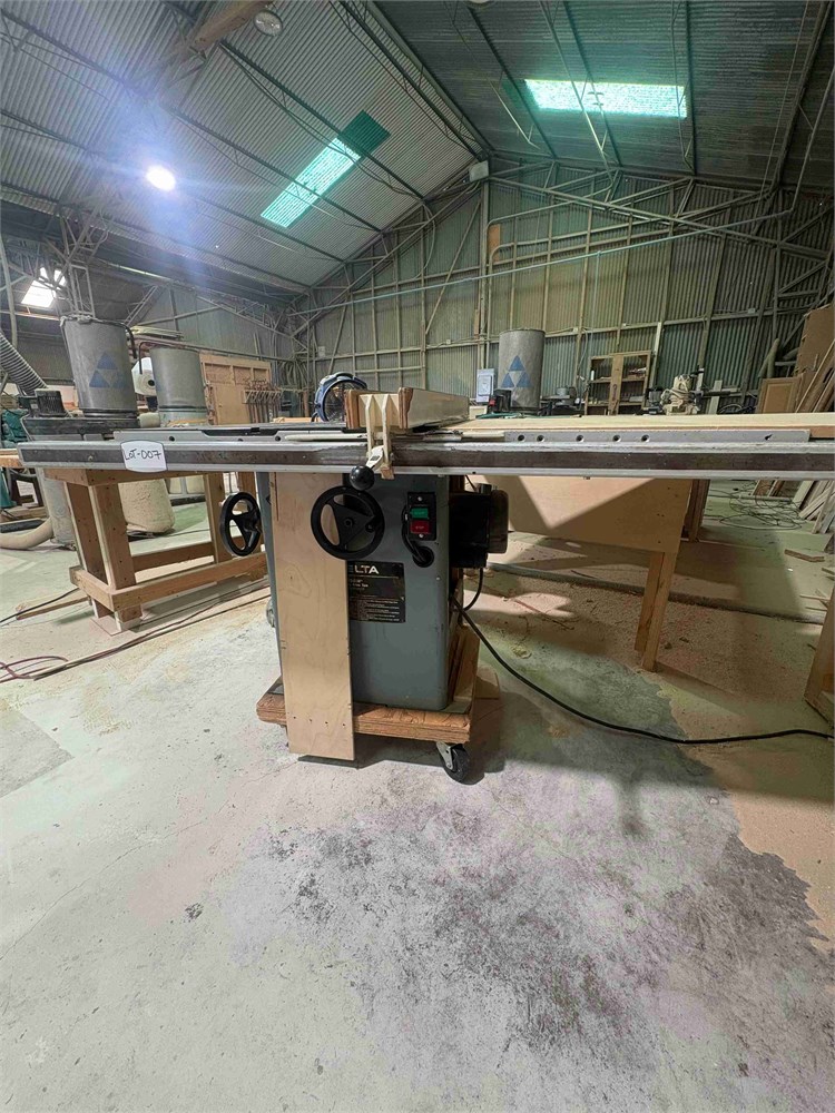 Delta "36-812" Table Saw