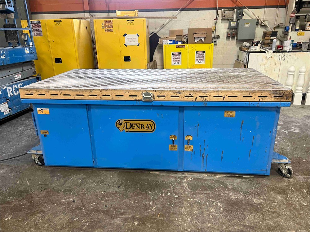 Denray "9600B" Down Draft Table