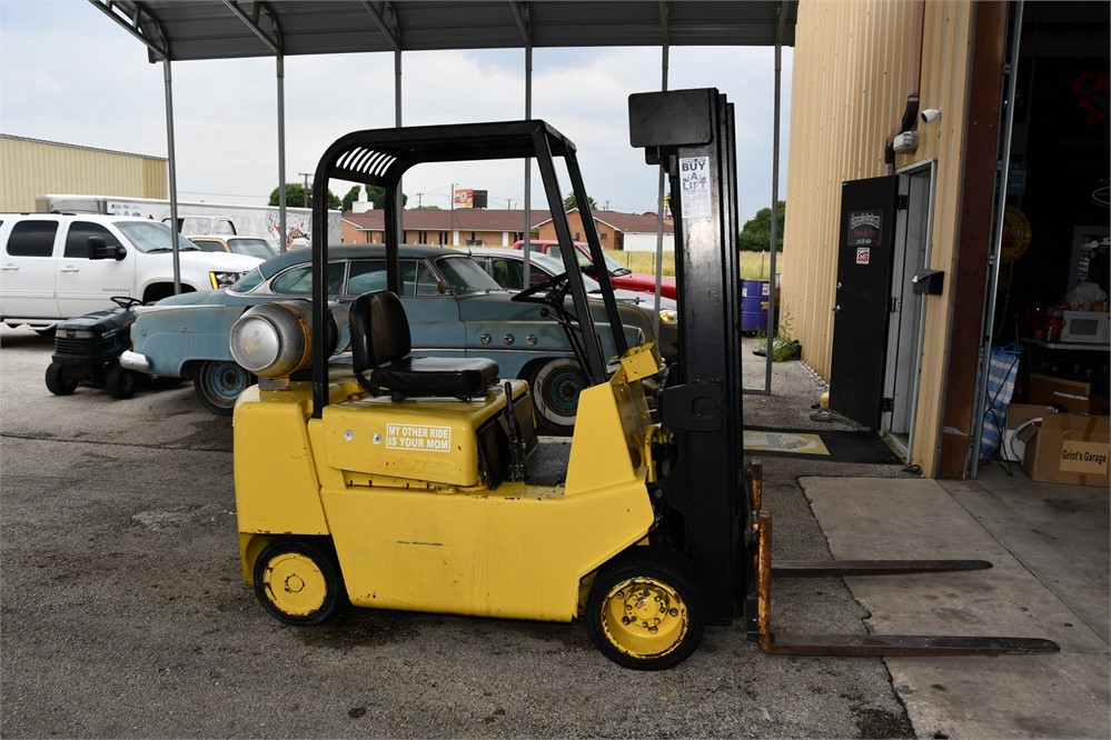 Hyster Forklift - 3,750 lbs cap.