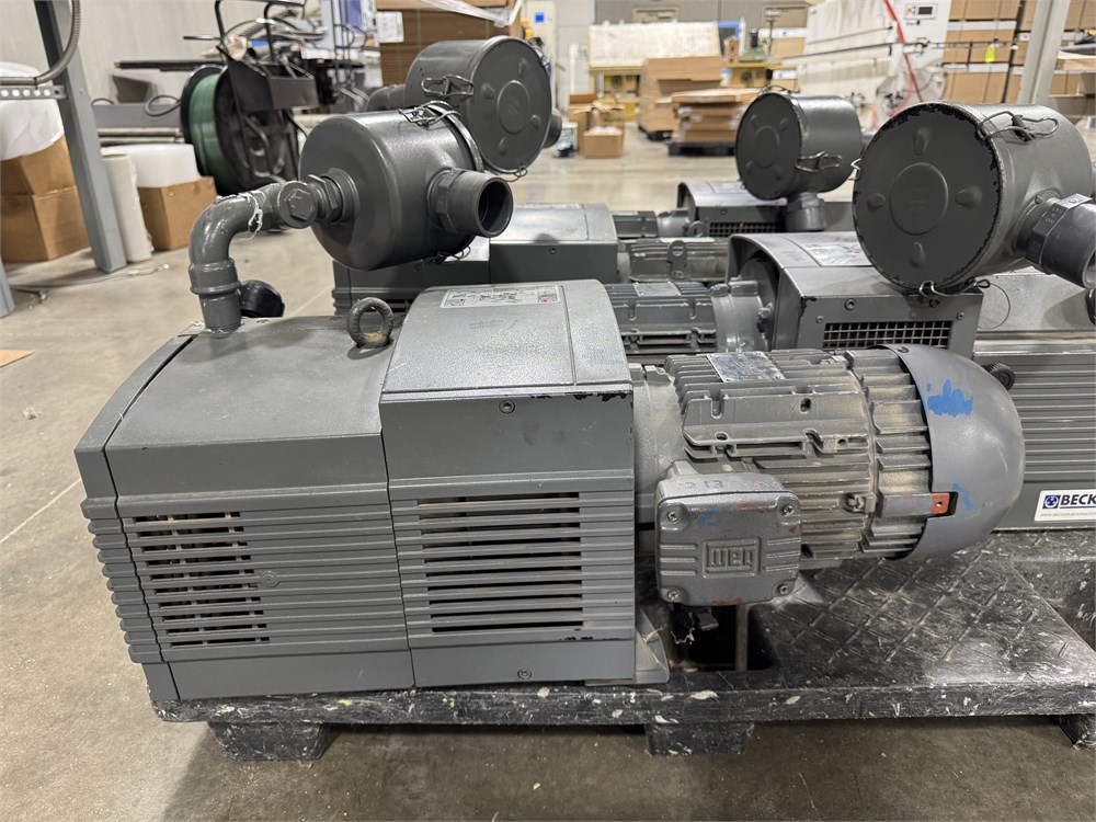 Becker "Picchio 2200" Vacuum Pump