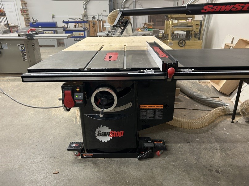 Saw Stop "ICS 31230" Table saw  - 3hp, 230V 1ph - London, ON
