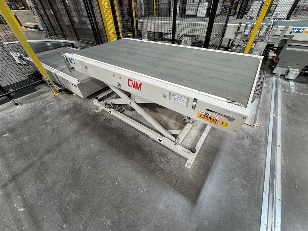 CVM "Y-N/180-80" Powered Belt Conveyor with Scissor Lift