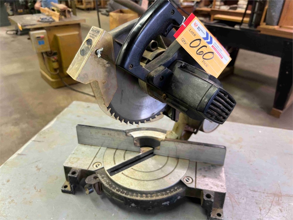 Black & Decker Miter Saw