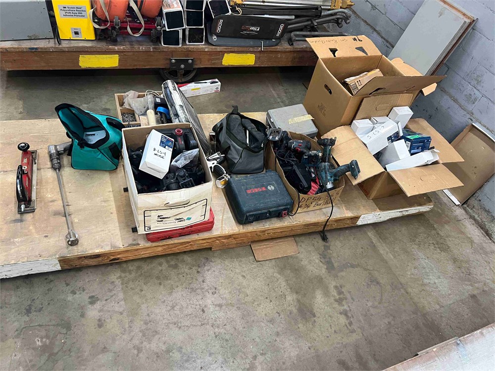 Misc Tools & Items on Cart