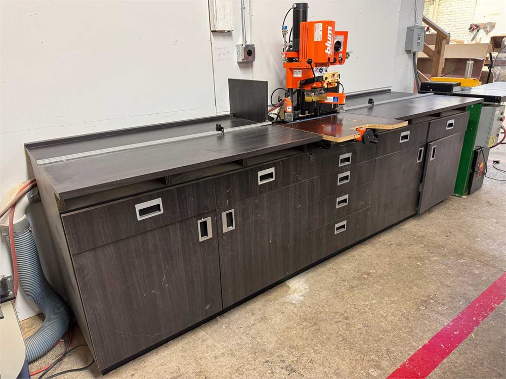 Blum "MiniPress P" Hardware Drill