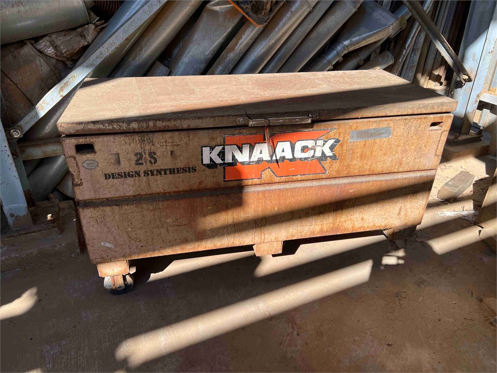 KNAACK Container