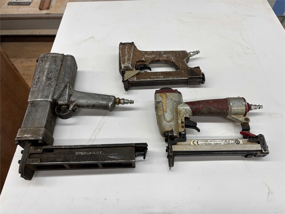 (3) Pnuematic Nailers