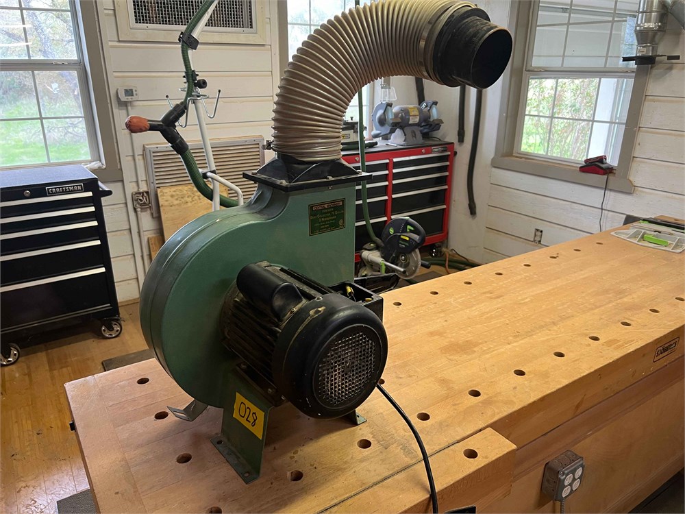 Central Machinery 2hp blower